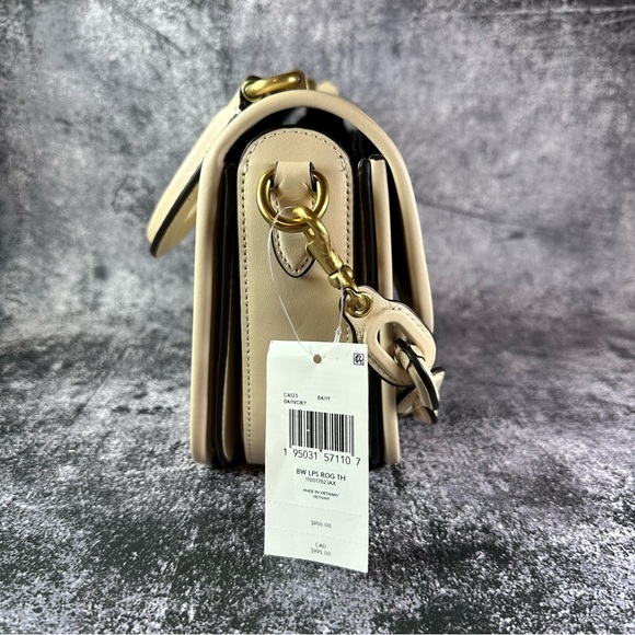 ♥ Coach X Tom Wesselmann Lips Rogue Top Handle ~ NWT ♥ - Picture 3 of 7